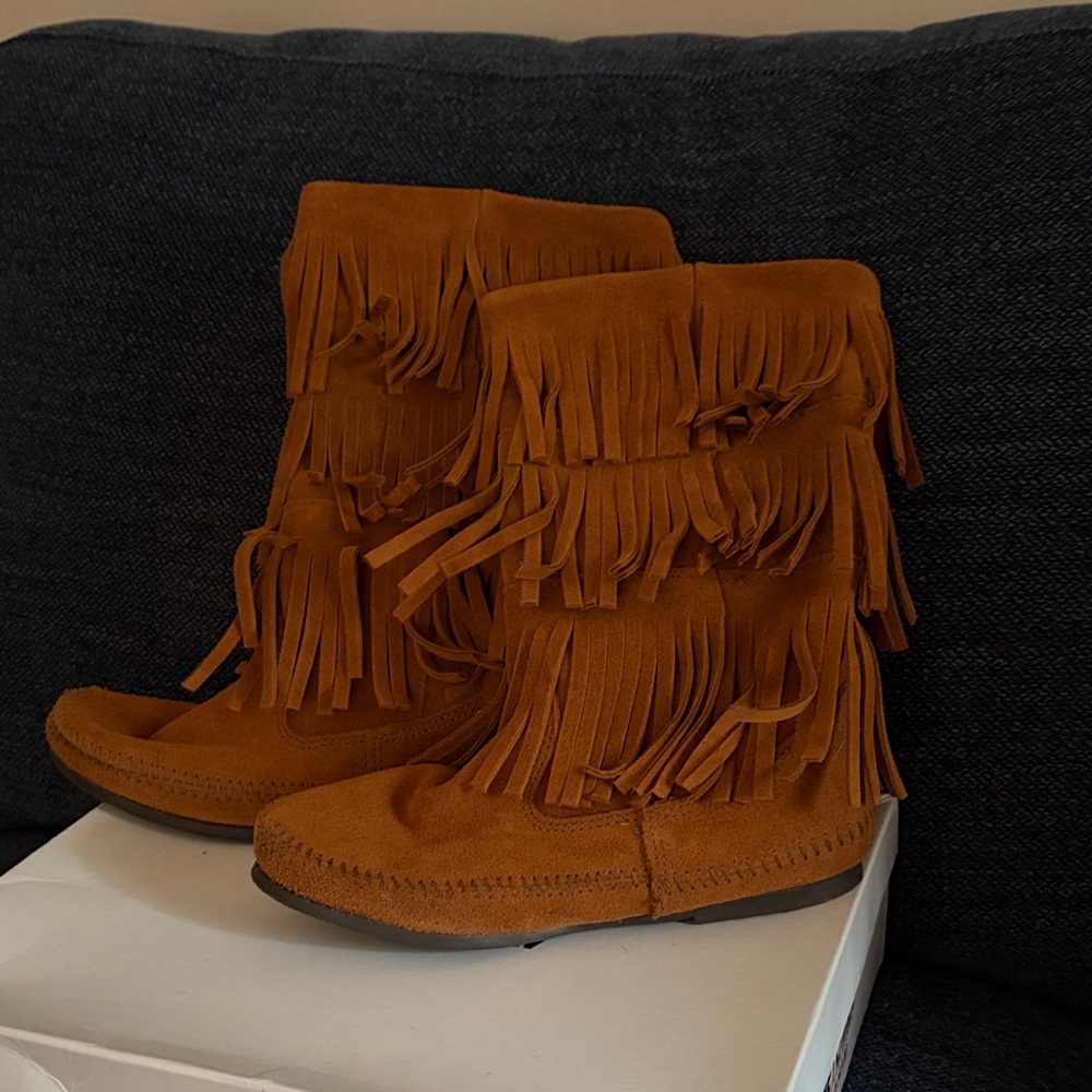 Minnetonka Brown Fringed Moccasin Boots